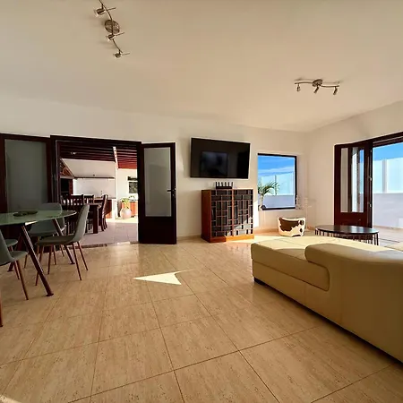 ヴィラ Cuevablanca