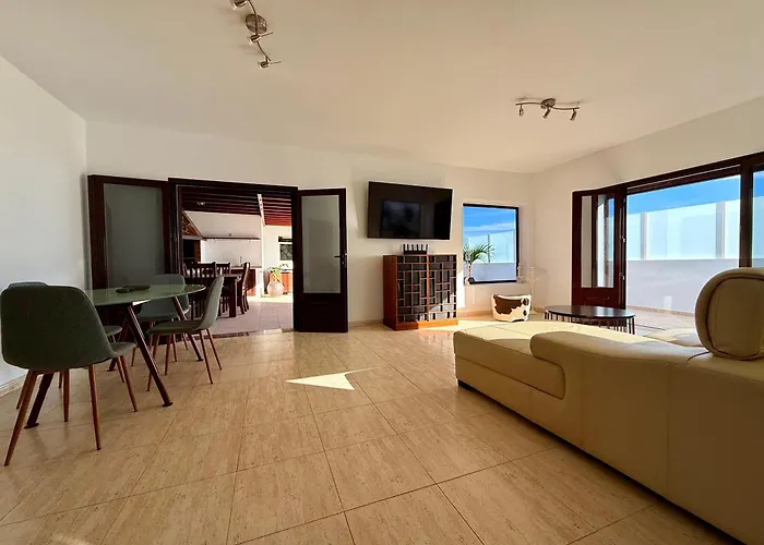 ヴィラ Cuevablanca