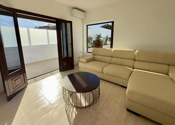 ヴィラ Cuevablanca Güime